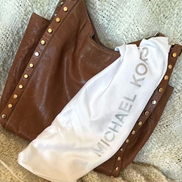 Michael Kors Leather Satchel, Cognac Brown, Gold Metallic Trim. - Picture 11 of 11